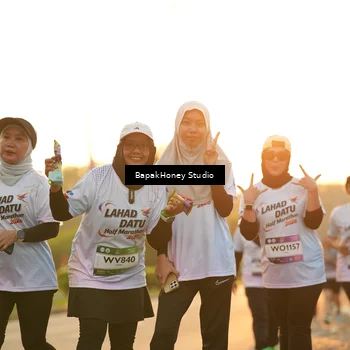 Runner Photo 7676270