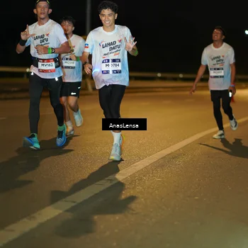 Runner Photo 7676280