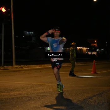Runner Photo 7676287