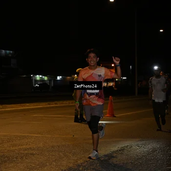 Runner Photo 7676288