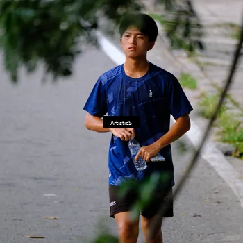 Runner Photo 7676293