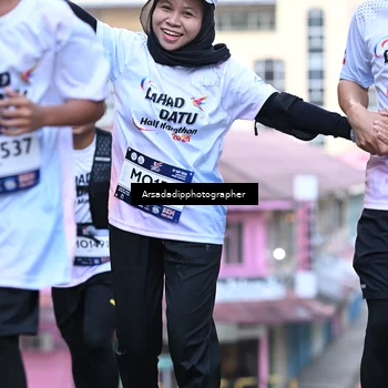 Runner Photo 7676297