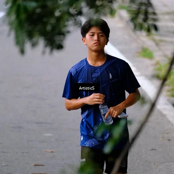Runner Photo 7676308