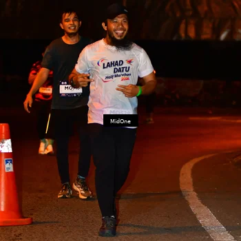 Runner Photo 7676313