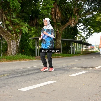 Runner Photo 7676323