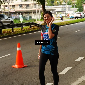 Runner Photo 7676330