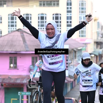 Runner Photo 7676336