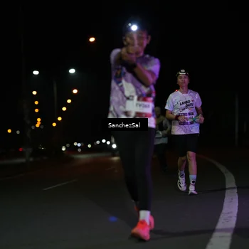 Runner Photo 7676351