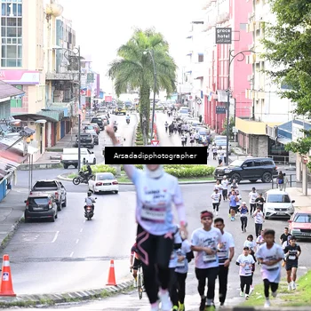 Runner Photo 7676364