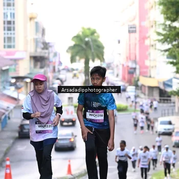 Runner Photo 7676396