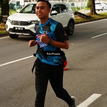 Runner Photo 7676397