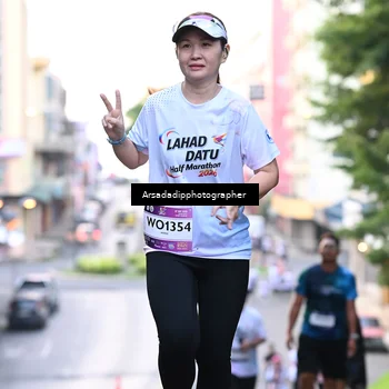 Runner Photo 7676406