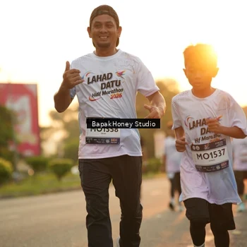Runner Photo 7676408
