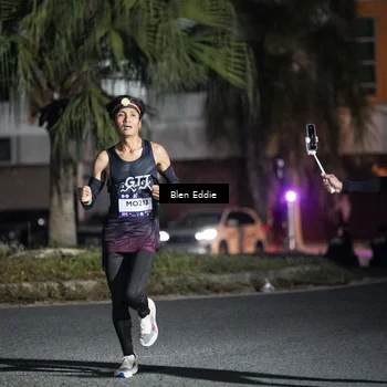 Runner Photo 7676410