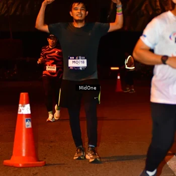 Runner Photo 7676413
