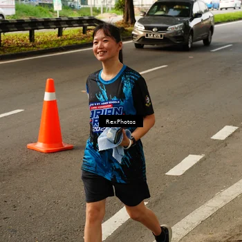 Runner Photo 7676418