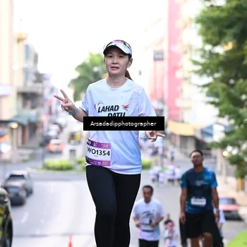 Runner Photo 7676423