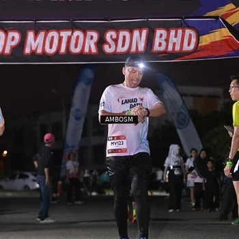 Runner Photo 7676442