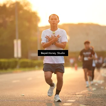Runner Photo 7676448