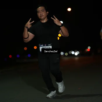 Runner Photo 7676492