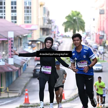 Runner Photo 7676495