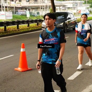 Runner Photo 7676503