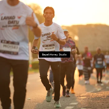 Runner Photo 7676507