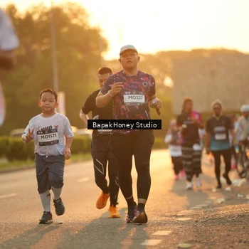 Runner Photo 7676509