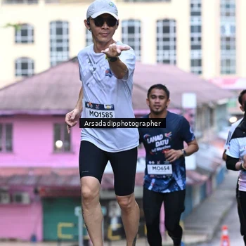 Runner Photo 7676516