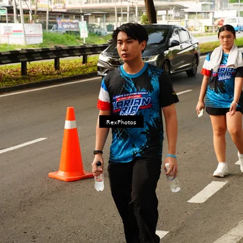 Runner Photo 7676518