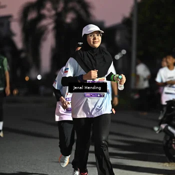 Runner Photo 7676525
