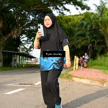 Runner Photo 7676530