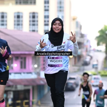 Runner Photo 7676539
