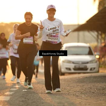 Runner Photo 7676545