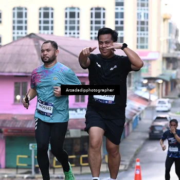 Runner Photo 7676547