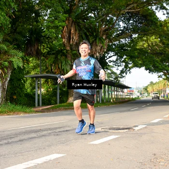 Runner Photo 7676553