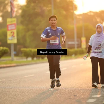 Runner Photo 7676558