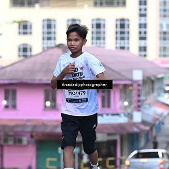 Runner Photo 7676572