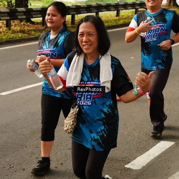 Runner Photo 7676591