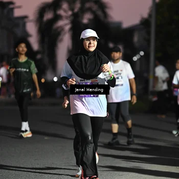 Runner Photo 7676599