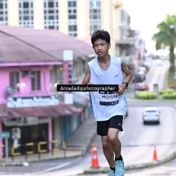 Runner Photo 7676607