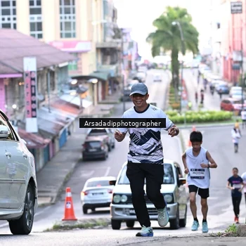 Runner Photo 7676609