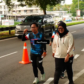 Runner Photo 7676610