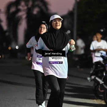 Runner Photo 7676611