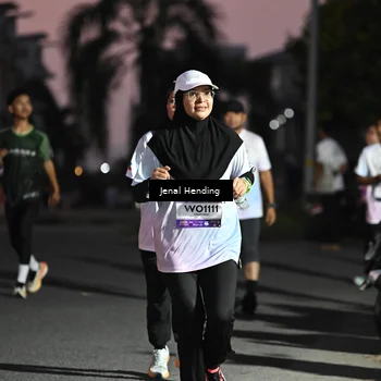 Runner Photo 7676616