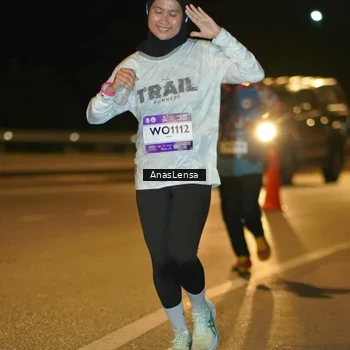 Runner Photo 7676617