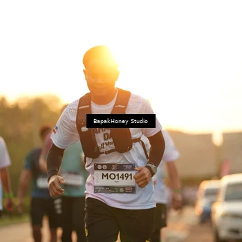Runner Photo 7676623