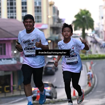 Runner Photo 7676626