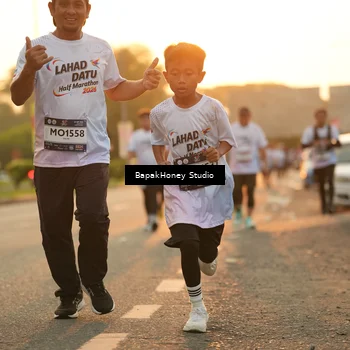 Runner Photo 7676630