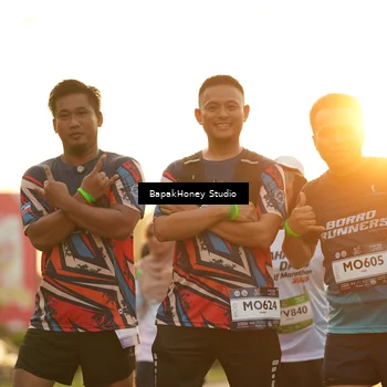 Runner Photo 7676649